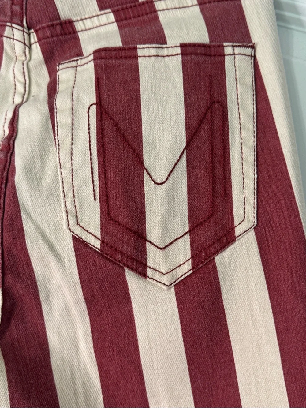 Show Me Your Mumu Berkeley Bell Flare Jeans Size 25 Vintage Red Cream Rodeo Vibe
